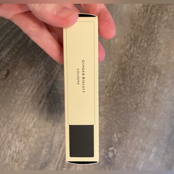 Jo Malone London Ginger Biscuit Cologne Travel Spray - Picture 4 of 7